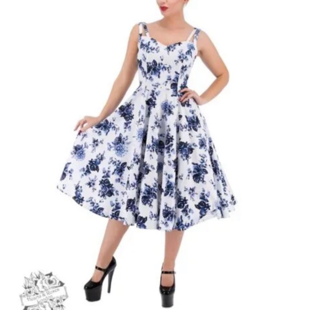 Hearts & Roses London Blue Rosaceae Floral Print Swing Dress